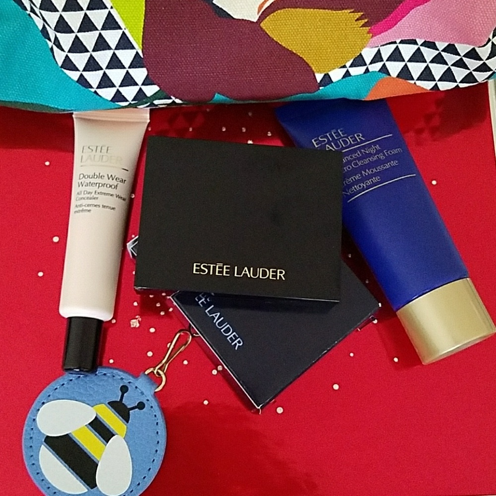 Estee Lauder full size concealer + extra items